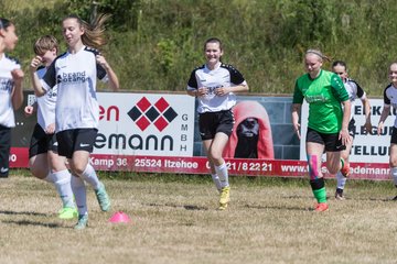 Bild 27 - wBJ TuRa Meldorf/Buesum - JFV Luebeck : Ergebnis: 1:0